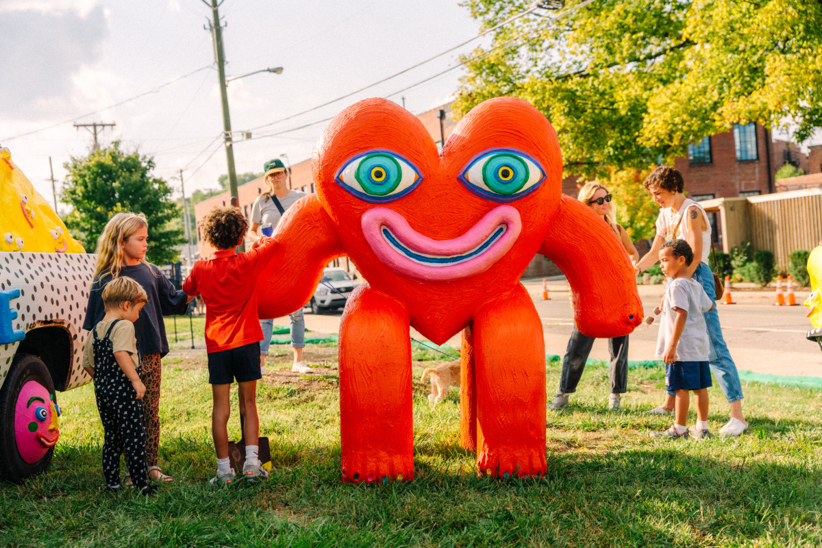 
												<a href="/happenings/rtville-returns-to-wedgewood-houston">
													<strong>Artville Returns to Wedgewood Houston</strong>
													<br />Nashville's First Public Art Festival
												</a>
											