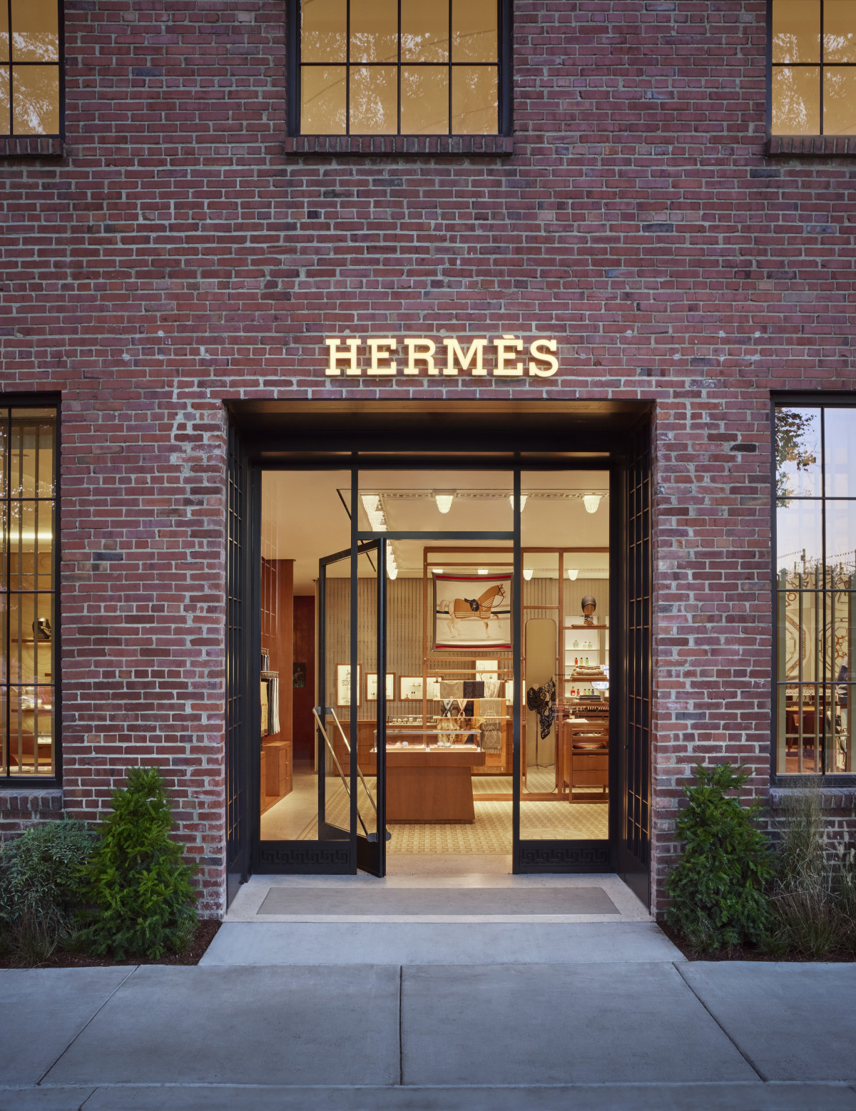 
												<a href="/press/hermes-nashville-retail">
													<strong>Do Hermès, Equinox, Nobu and More Signal Nashville&rsquo;s Tier‑One Moment</strong>
													<br />The Tennessean
												</a>
											